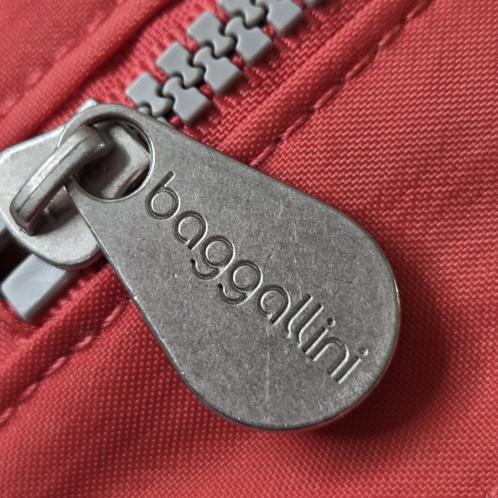 Baggallini Coral Nylon Travel Crossbody Bag/Purse Multiple Zippers Utility - Picture 6 of 13